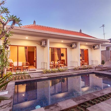 Cening Ayu Sanur Hotel Ngoại thất bức ảnh